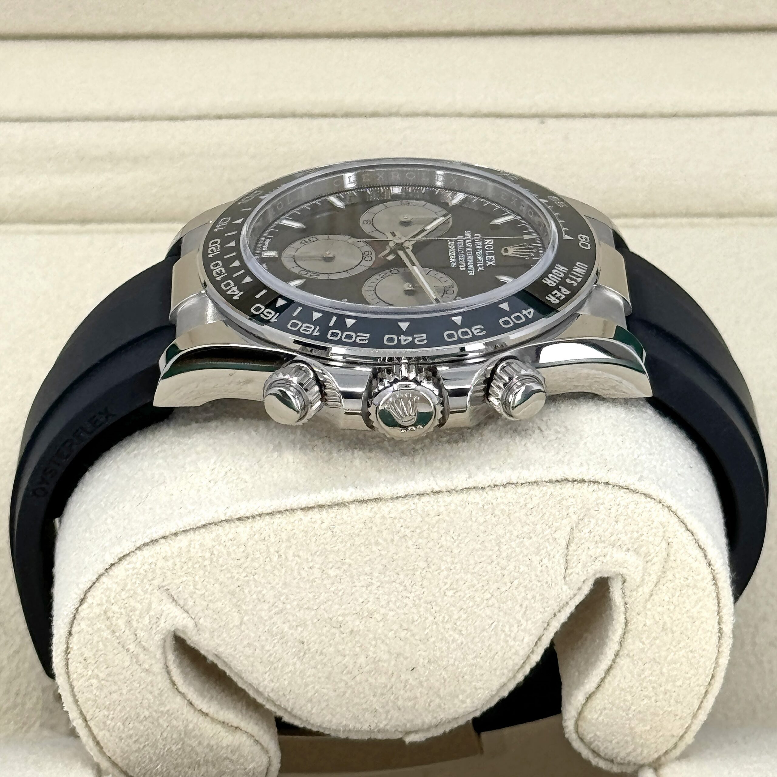 Rolex Cosmograph Daytona 40mm, 18k White Gold, Ref# 126519ln-0002 - Image 5